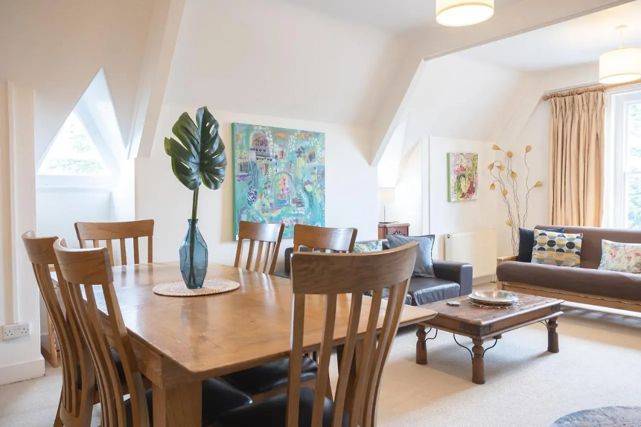 Spacious 3Br Victorian Cheltenham Loft Flat In Cotswolds - Free Parking Apartment 0*,